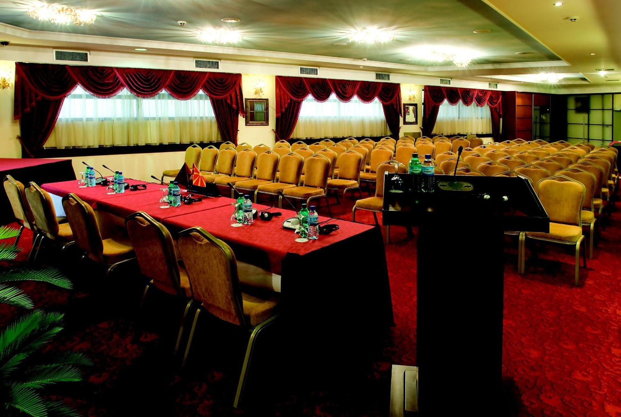 Stone Bridge Hotel Σκόπια Εξωτερικό φωτογραφία