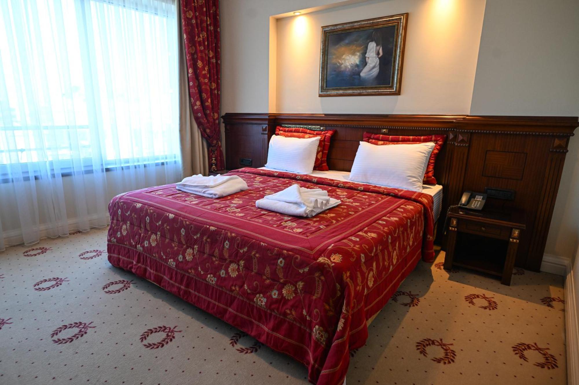Stone Bridge Hotel Σκόπια Εξωτερικό φωτογραφία