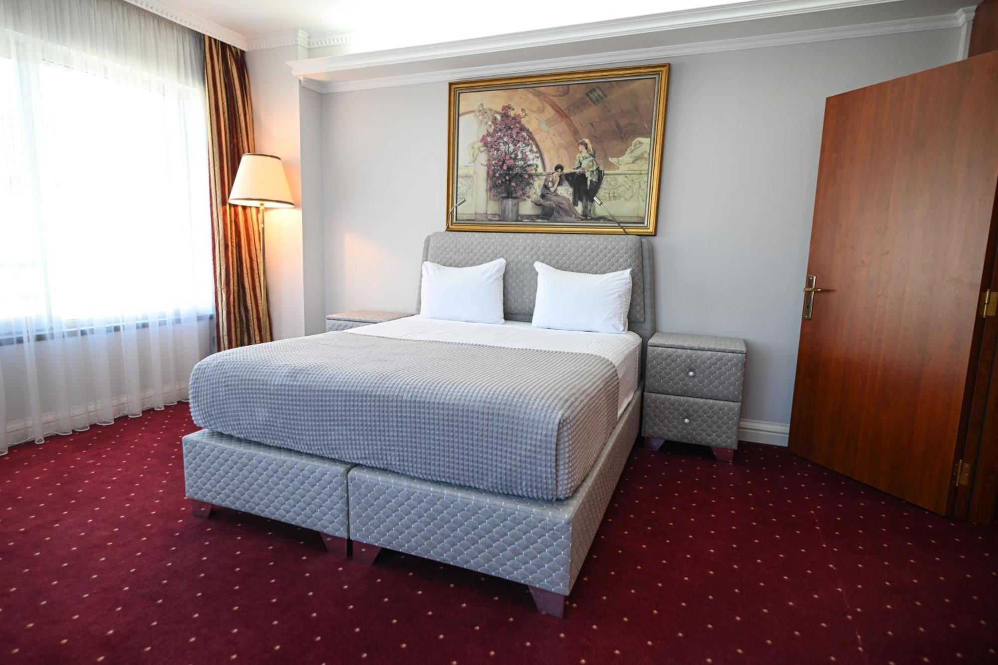 Stone Bridge Hotel Σκόπια Εξωτερικό φωτογραφία