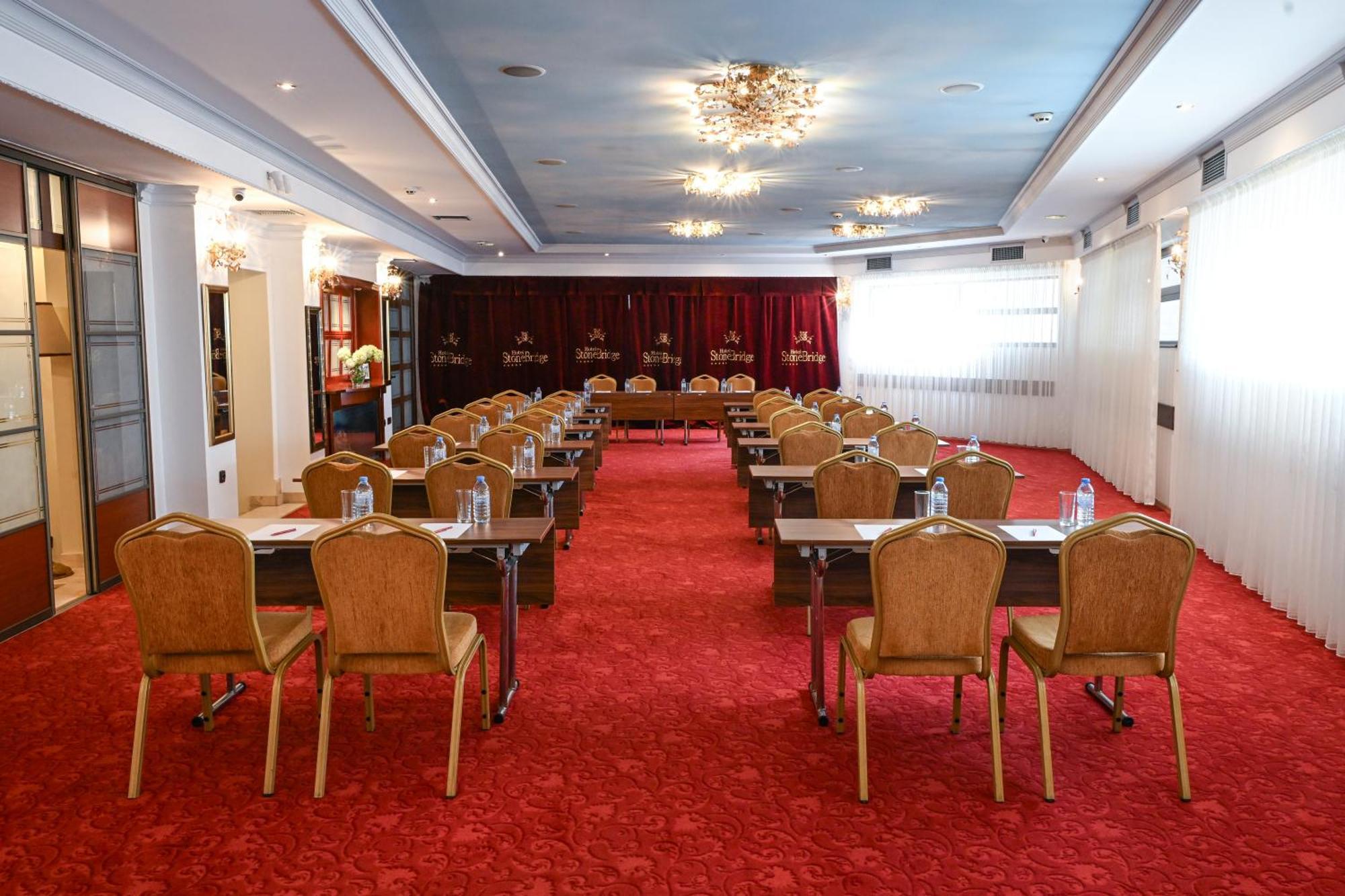 Stone Bridge Hotel Σκόπια Εξωτερικό φωτογραφία