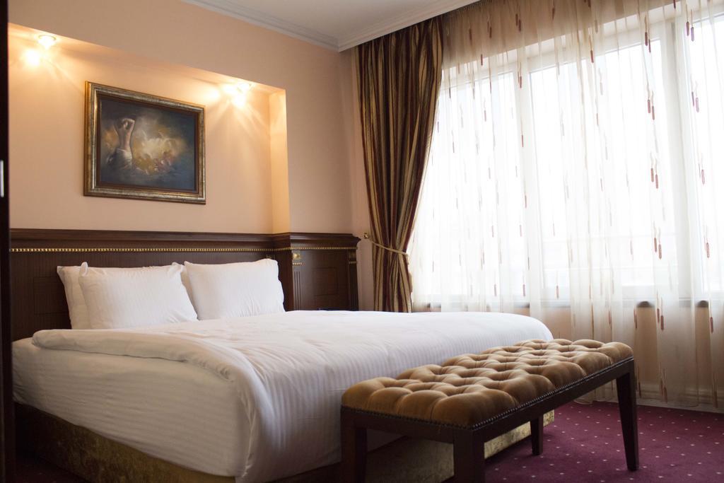 Stone Bridge Hotel Σκόπια Εξωτερικό φωτογραφία